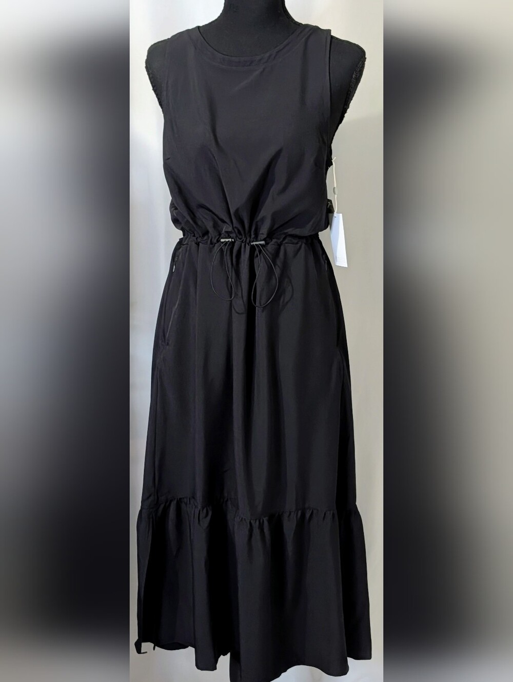 NWT Zella Pursuit Tiered Midi Dress Black Size Small Drawstring Pockets